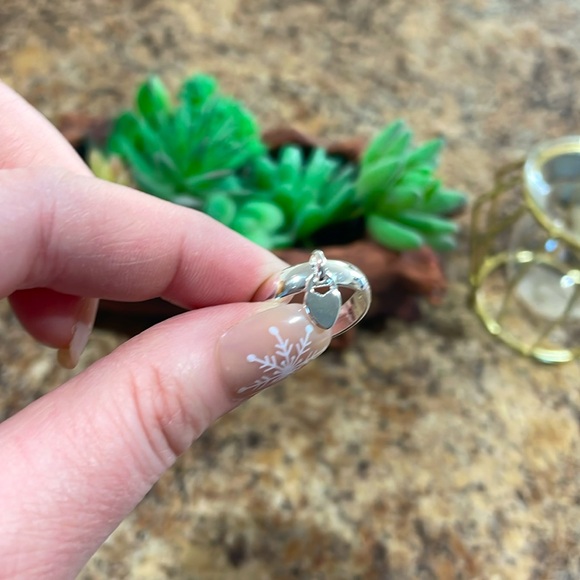 925 Silver Heart Charm Ring - Picture 7 of 8